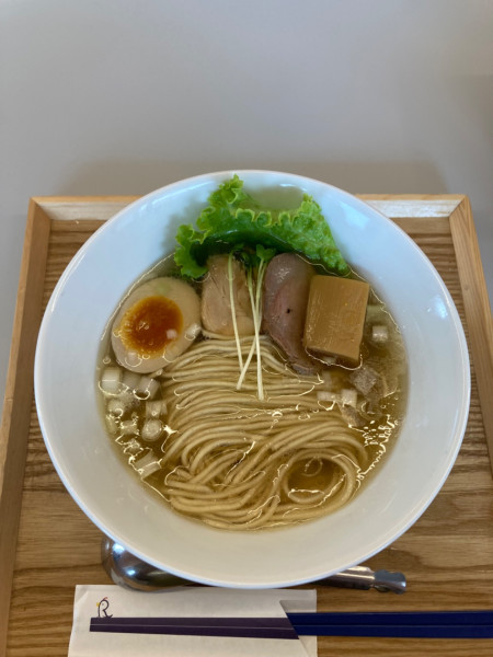 「B麺　鷄澄麺&餃子」@鶏塩麺リオンの写真