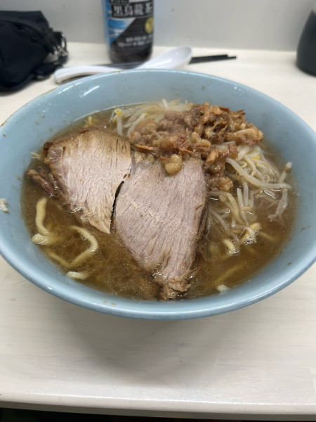 「ラーメン半分」@俺の生きる道 柏店の写真