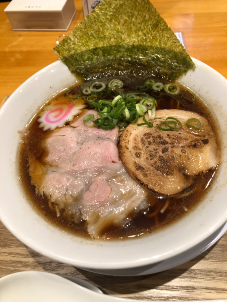「醤油ラーメン」@中華そば 一閃の写真