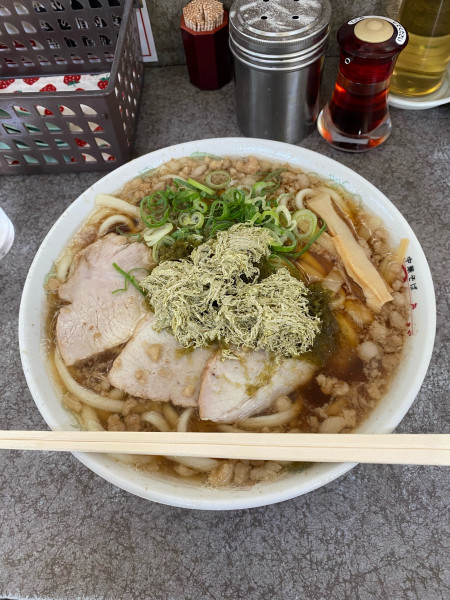 「中華うどん大盛とろろ昆布トッピング」@つたふじ 福山支店の写真