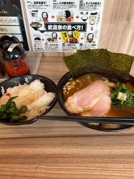 「ラーメン並」@七代目武道家の写真