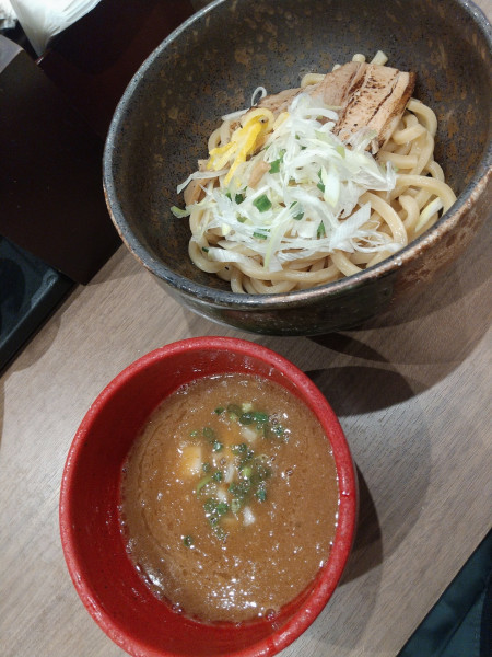 「濃厚魚介豚骨つけ麺(もちもち麺)」@麺屋 五常 ウイング新橋店の写真