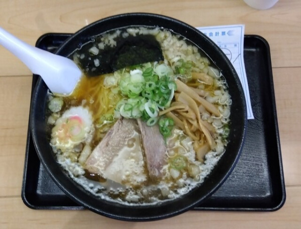 「中華そば750円」@めんや縁の写真