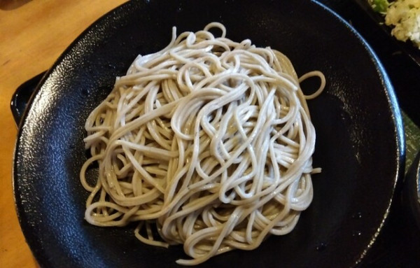 「十割そば 並盛り」@石臼十割そば森久の写真