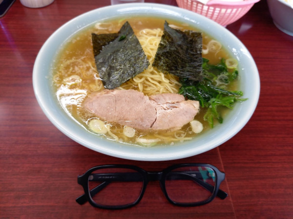 「ラーメン中(超かため)」@ラーメンビッグの写真