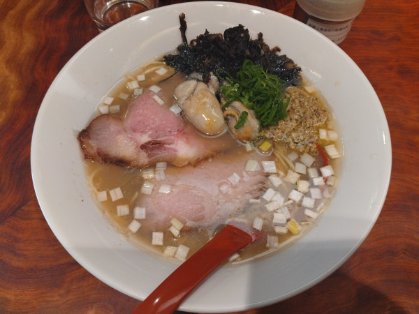 「【期間限定】牡蠣そば1400+牡蠣コンフィ¥200-」@三馬路 東京店の写真