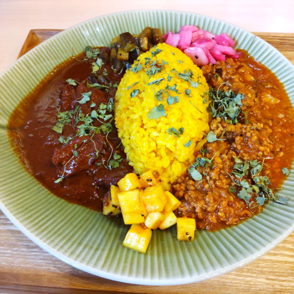 「あいがけカレー（￥1,300）」@カレーの花子さんの写真