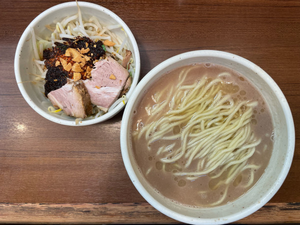 「らーめん、カラベジ」@麺処 一笑の写真