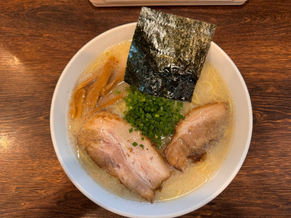 「sio豚骨（大盛）」@麺屋 三四郎の写真