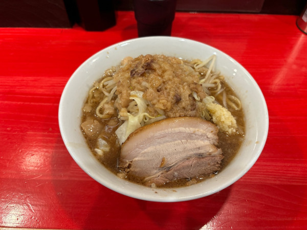 「ラーメン小」@鷹の目 獨協大学前本店の写真