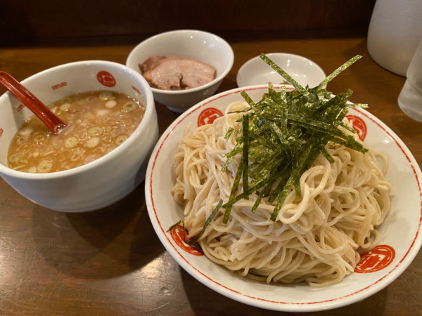 「つけ麺(特)+厚切り焼豚」@ラーメン 唐そば 渋谷2丁目店の写真