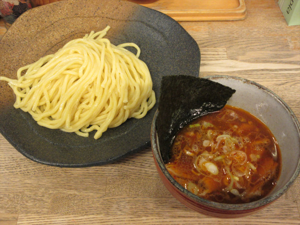 「辛味つけ麺（920円）」@つけ麺屋 やすべえ 新宿店の写真
