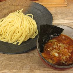 辛味つけ麺（920円）