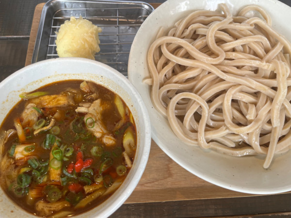 「薬膳カレーうどん、並＋半熟玉子天＋揚げ餅」@武蔵野うどん 澤村の写真