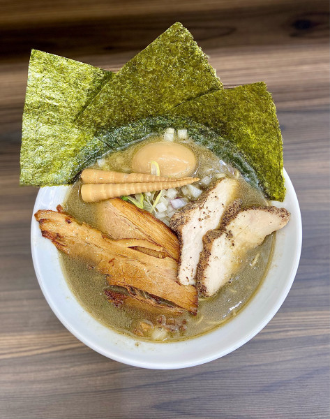 「特選濃厚淡麗中華そば」@中華そば 騰匠俐 つくば店の写真