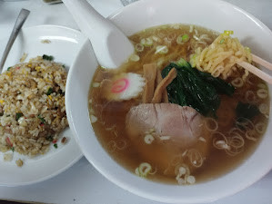 「半チャーハン・ラーメンセット(750)」@中華料理 福屋の写真