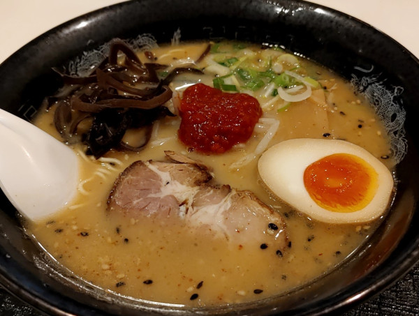 「うま辛とんこつ(味噌 辛みそ付 880円)」@麺家 匠の写真