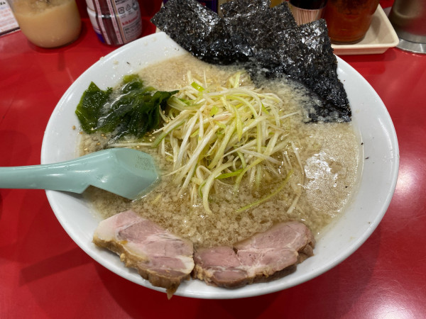 「かいざんラーメン」@ラーメン かいざん 新小岩店の写真