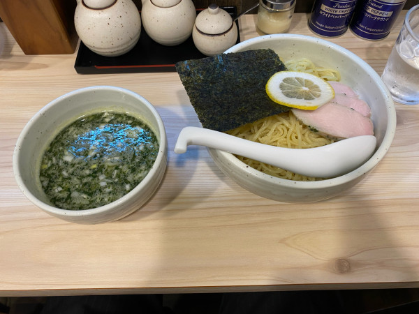 「バジルつけ麺」@らーめん鶏の一の写真