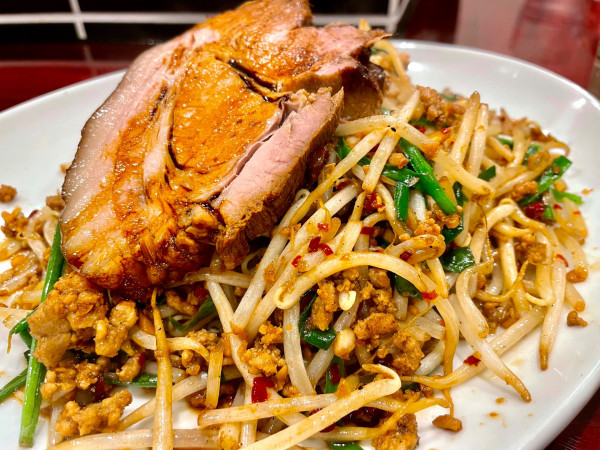 「☆皿台湾 チャーシュートッピング☆」@玉川屋酒店の写真