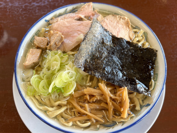「中華そば 小盛 油多め」@ケンちゃんラーメン 秋田店の写真