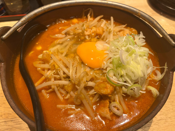 「キムチ納豆ラーメン：1000円」@柳家 総本店の写真