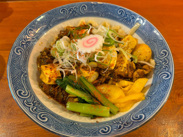 「スパイス麻婆麺（ミニライス付き）」@口樂の写真