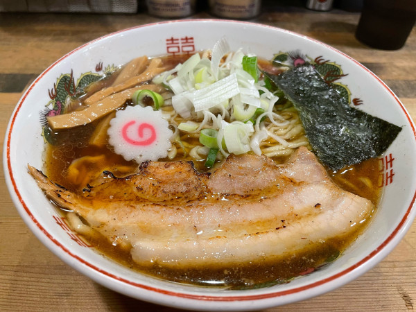 「奏そば（中華そば）黒醤油（スタンダード）あっさり」@麺屋 奏の写真
