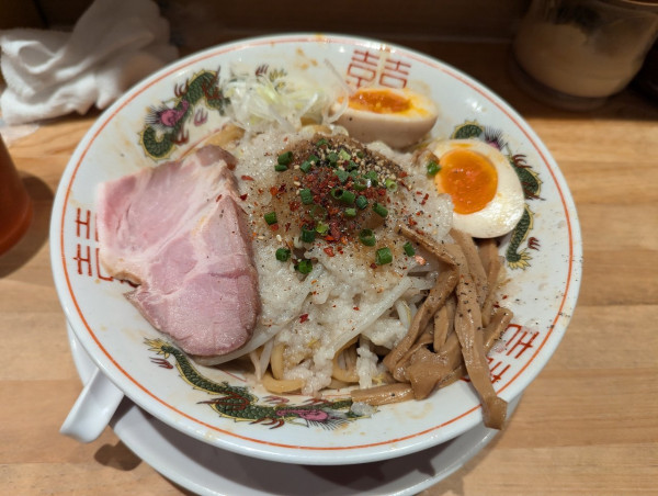 「まぜそば1000円」@背脂ラーメン チャッチャ亭の写真