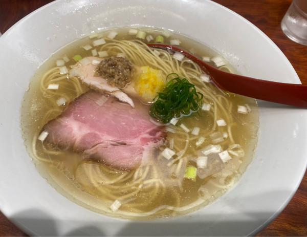 「塩そば　1000円」@三馬路 東京店の写真