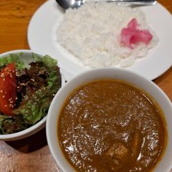 マカン特製マレー風チキンカレー１１００円