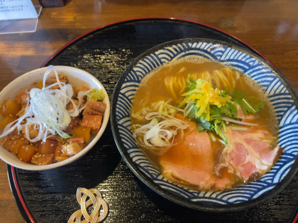 「鶏醤油らーめん(970円)」@あをによしの写真