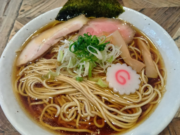 「中華そば 大盛 硬め」@BASSOの写真