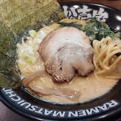 豚骨醬油(並)(かため)(880)