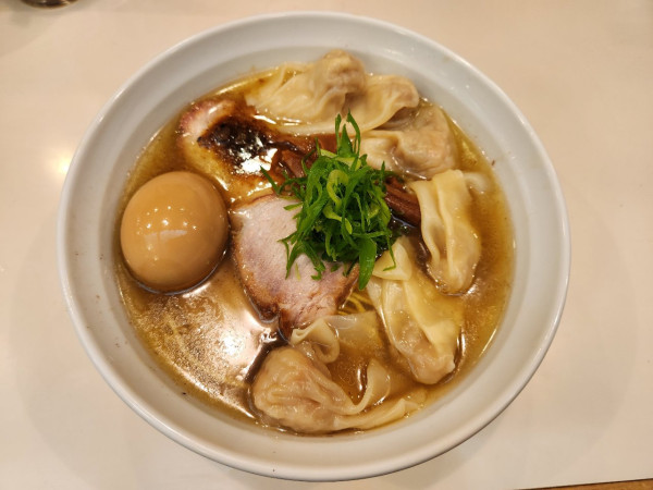 「限定 特製海老ワンタン」@らぁめん コントレイルの写真