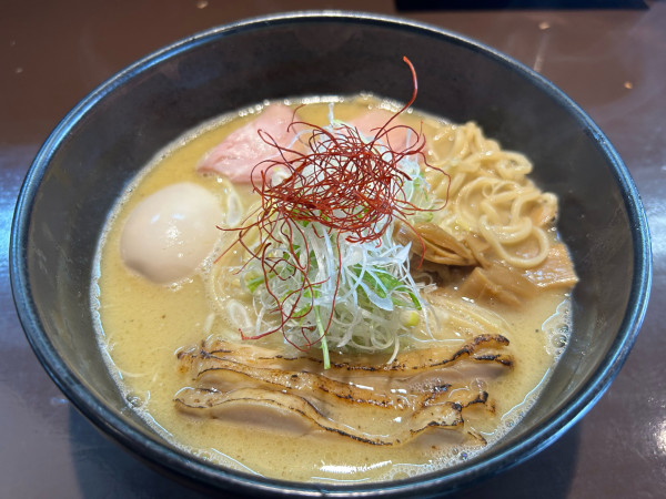 「特製ラーメン1100円」@麺屋三一五の写真