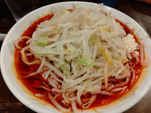 「赤いラーメン」@ぶたけん。2ndの写真