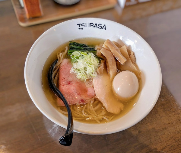 「鶏中華」@ラーメン翼の写真