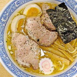 特製中華そば（黒胡椒多め）