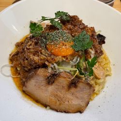 香り高いきのこの濃厚豆乳味噌クリームまぜめん　￥１３００