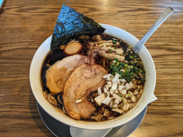 「谷家ブラック　1000円」@手打ちラーメン 谷家の写真