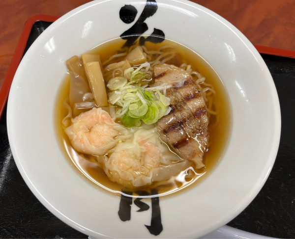 「ふわっとろ海老ワンタン麺」@花鳥風月 酒田本店の写真