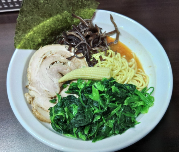 「辛口次男房らーめん(並) ￥1000・ほうれん草 ￥150」@麺処 次男房 川越店の写真