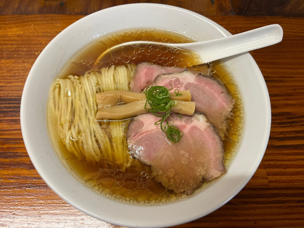 「名古屋コーチンの炙り肉中華そば　900円」@中華そば よしかわの写真