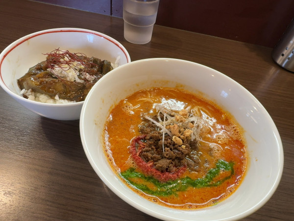 「【1周年限定】たんたんめん他」@麦づらの写真