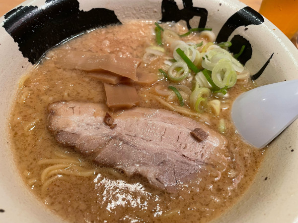 「背脂ラーメン」@ちゃん 四日市店の写真