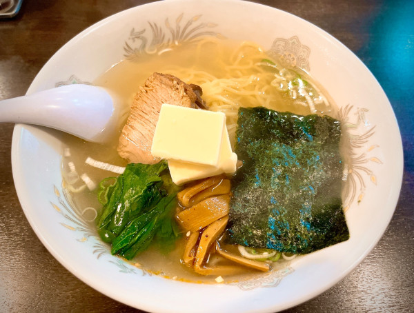 「塩バターラーメン（830円）」@中華団欒食堂 りんりんラーメンの写真
