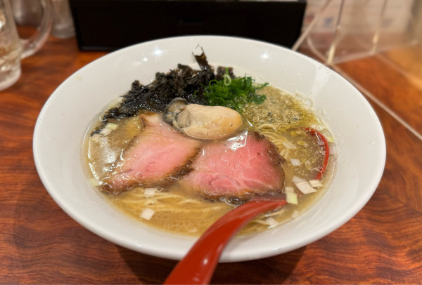 「【限定】牡蠣そば¥1400」@三馬路 東京店の写真