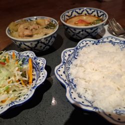 グリーンカレーセット１１００円