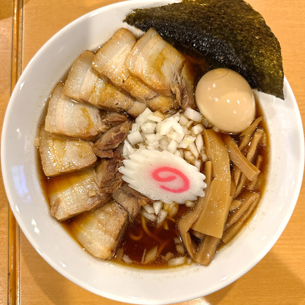 「特製竹岡式ラーメン（並）」@自家製熟成麺 吉岡の写真